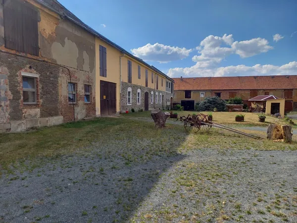 Innenhof linke Seite